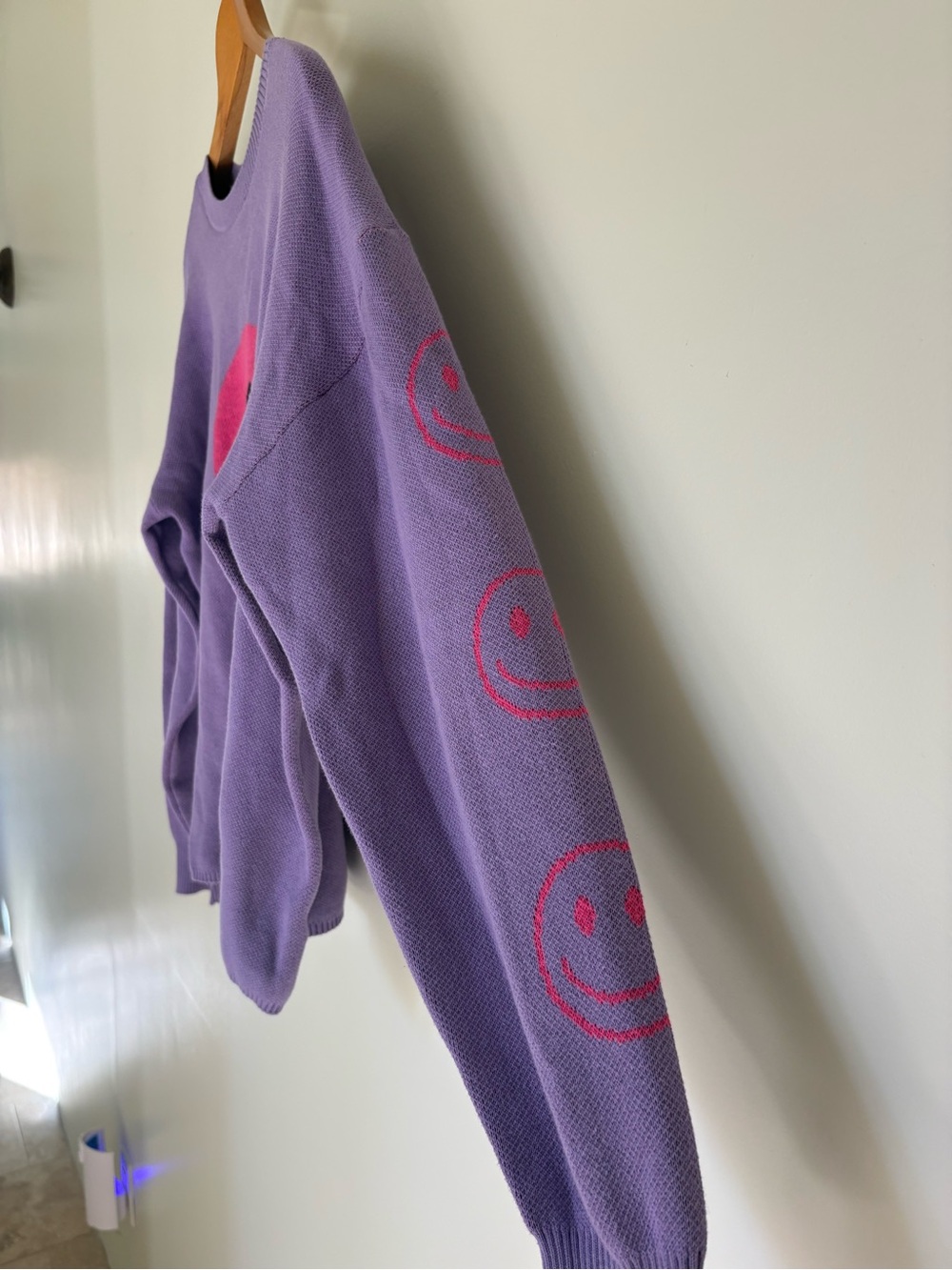 Long sleeve purple light weight sweater with smiley face - Picture 2 of 6